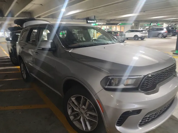Enterprise Rent-A-Car Picture 8