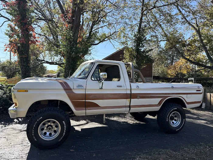 Nashville Classic Rentals Picture 5