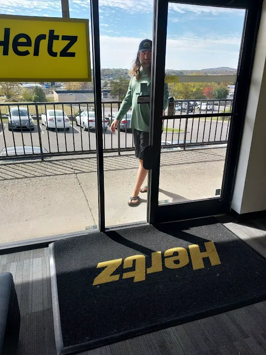Hertz Car Rental - Antioch - Bell Road Picture 6