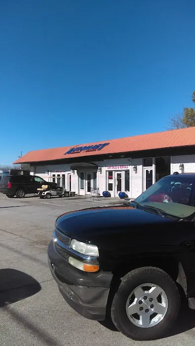 Tweety's Automart Rentals Picture 9