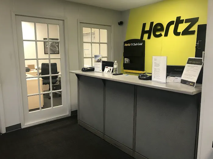 Hertz Car Rental - Chattanooga Tn - Lee Highway Picture 4