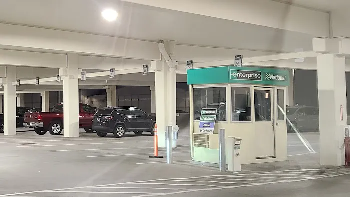 Enterprise Rent-A-Car Picture 2