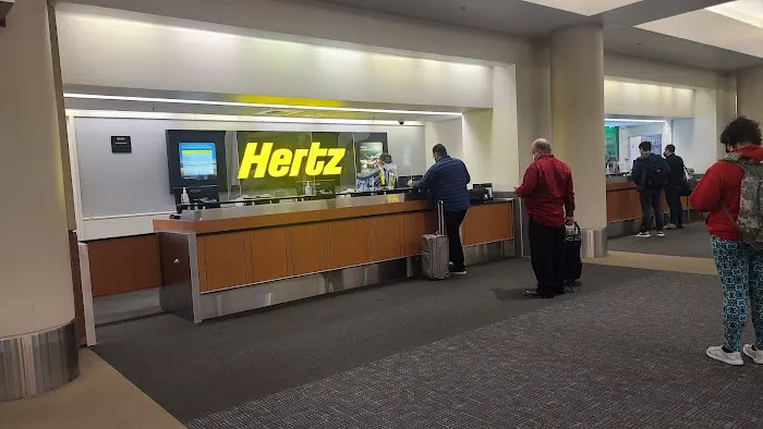 Hertz Car Rental - Lovell Field Airport Picture 4