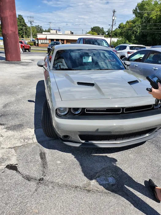 Enterprise Rent-A-Car Picture 1