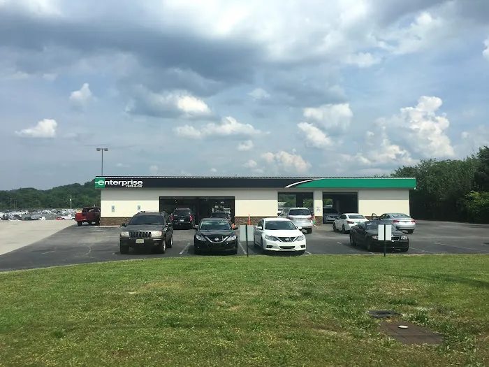 Enterprise Rent-A-Car Picture 9