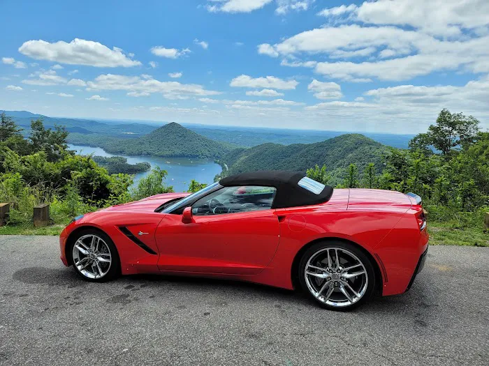 Avis Car Rental Picture 2