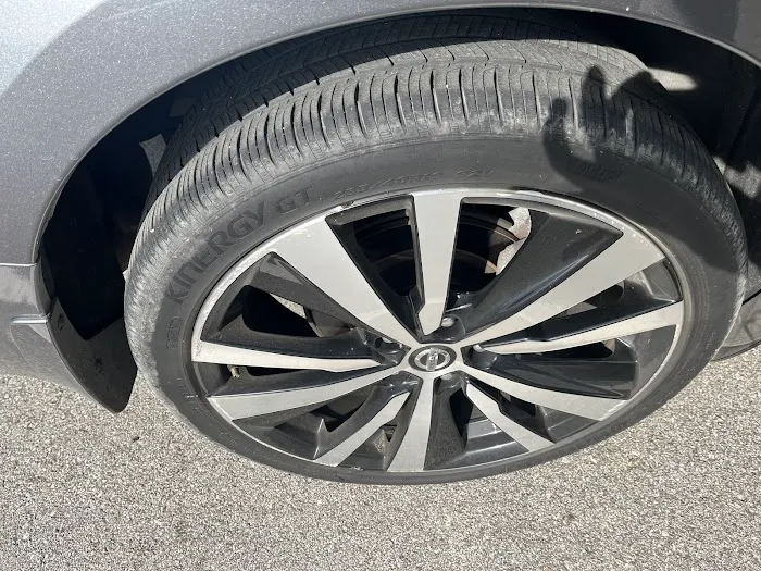 Budget Car Rental Picture 2