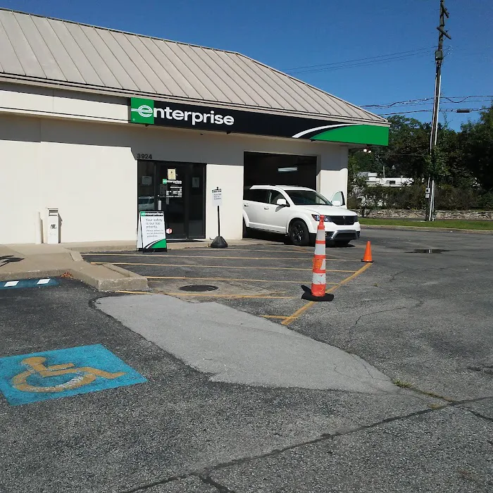Enterprise Rent-A-Car Picture 1