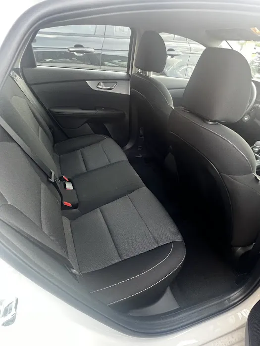 Hertz Car Rental - Louisville - South Hurstbourne Parkway Picture 10