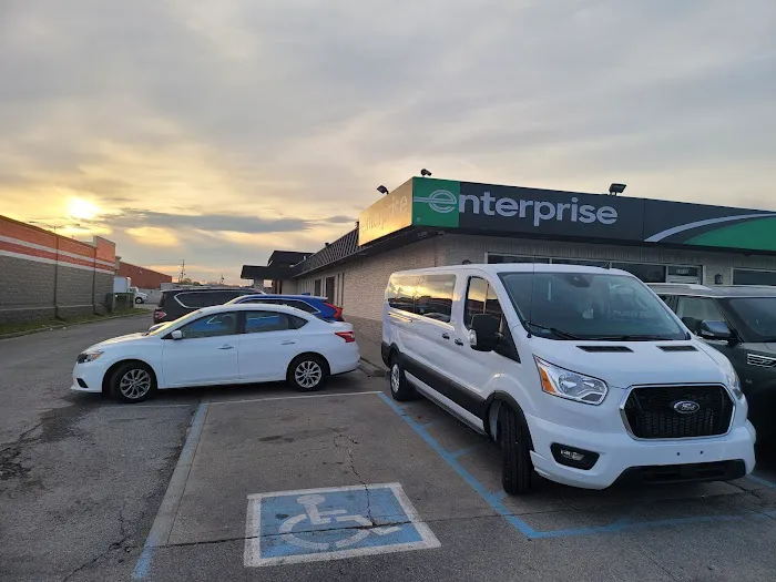 Enterprise Rent-A-Car Picture 2