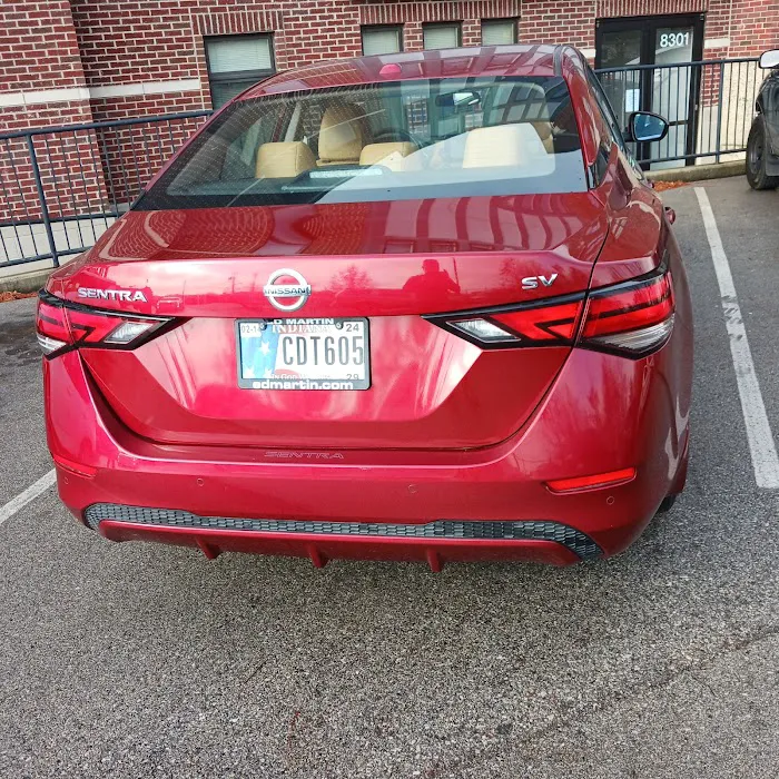 Dimmples car rentals Picture 3