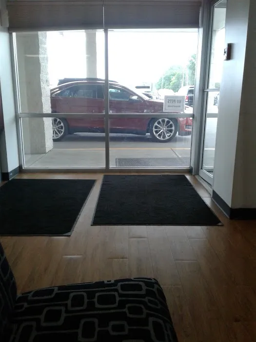 Enterprise Rent-A-Car Picture 9