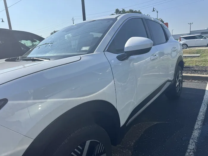 SIXT Rent a Car Indianapolis Picture 4