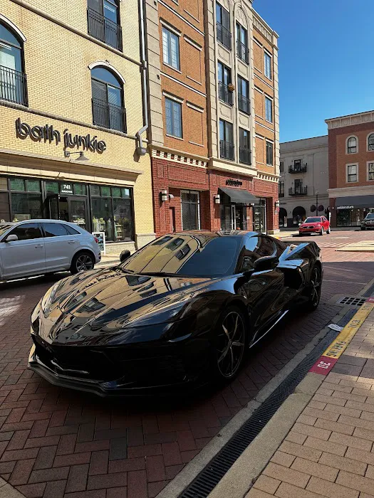 Luxury Motor Rentals Picture 5