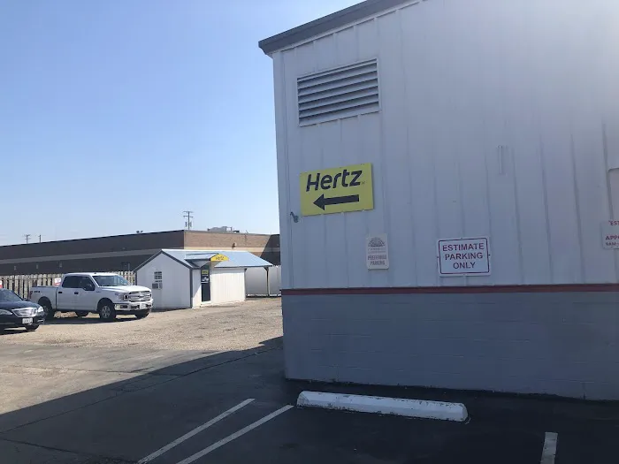 Hertz Car Rental - Columbus - Columbus West Hle Picture 4