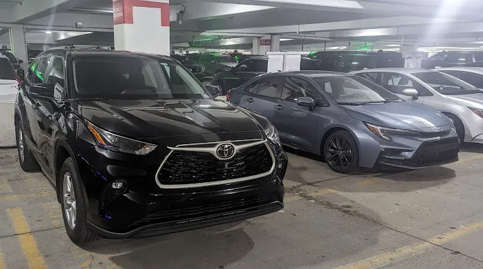 Avis Car Rental Picture 1