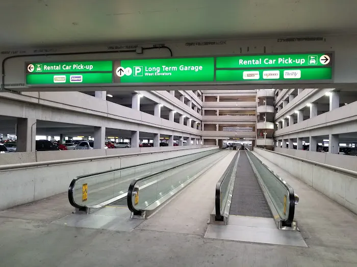 Dollar Car Rental - John Glenn Columbus International Airport Picture 5