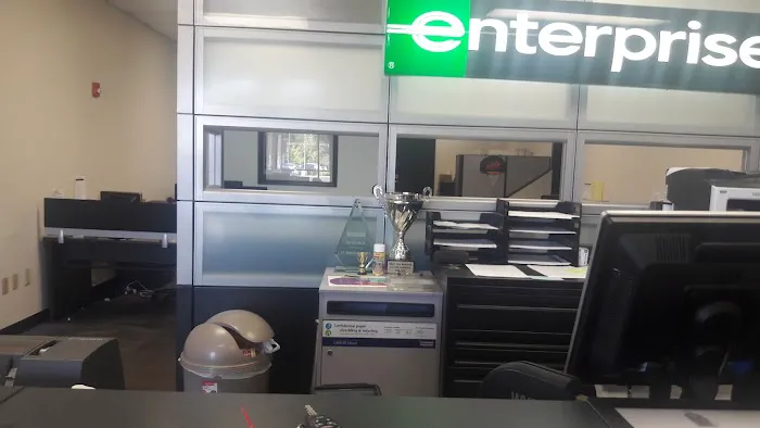Enterprise Rent-A-Car Picture 8