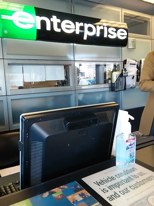 Enterprise Rent-A-Car Picture 6