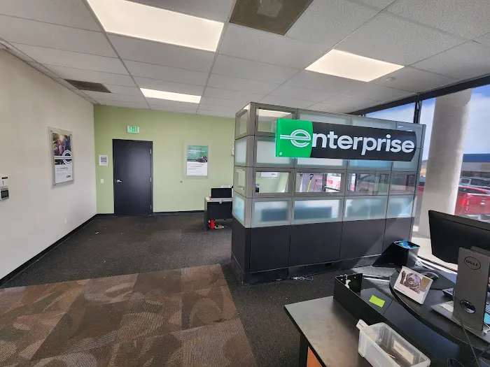 Enterprise Rent-A-Car Picture 2