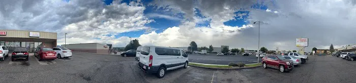 Handy Car Rental Picture 4