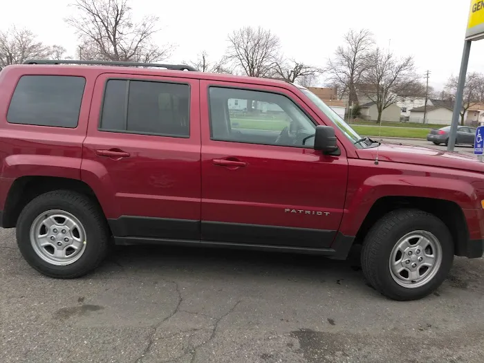 Enterprise Rent-A-Car Picture 9