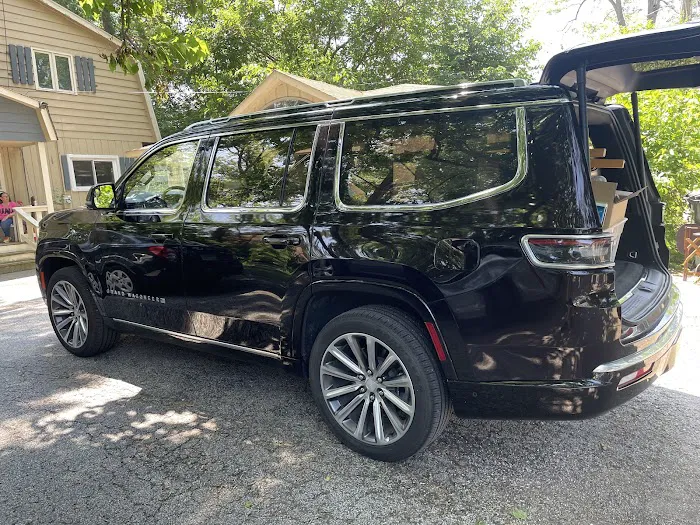 Avis Car Rental Picture 6