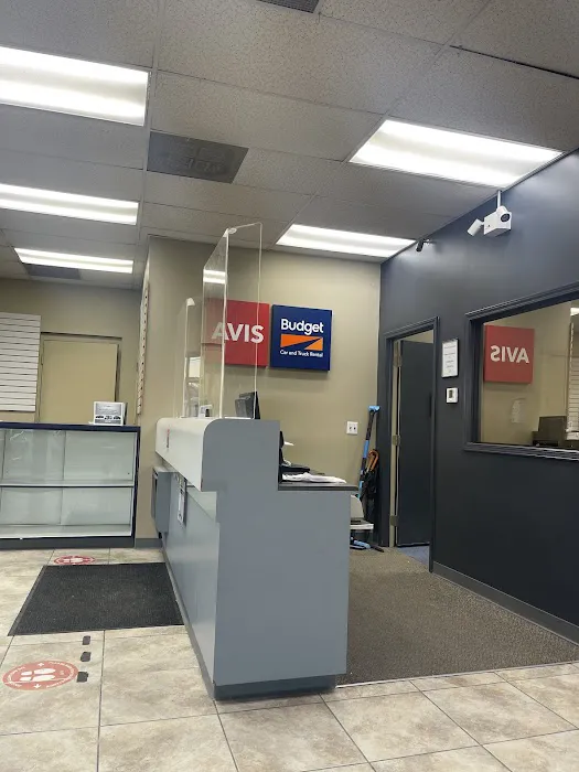 Avis Car Rental Picture 2
