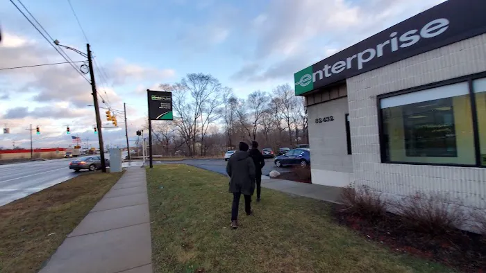 Enterprise Rent-A-Car Picture 1