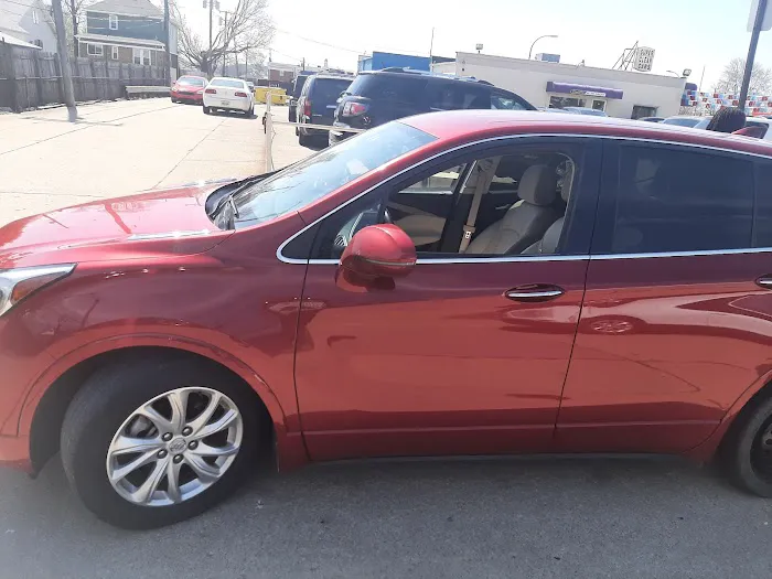 Avis Car Rental Picture 2