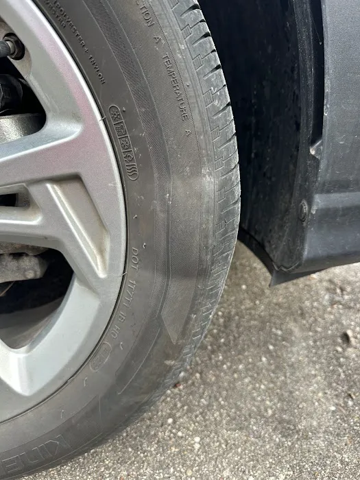 Budget Car Rental Picture 3