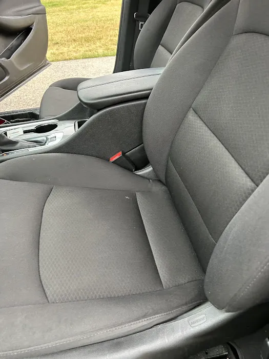 Avis Car Rental Picture 1