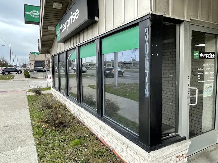 Enterprise Rent-A-Car Picture 2