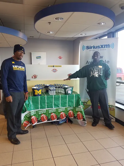 Alamo Rent A Car - Detroit Metro Airport (DTW) Picture 10