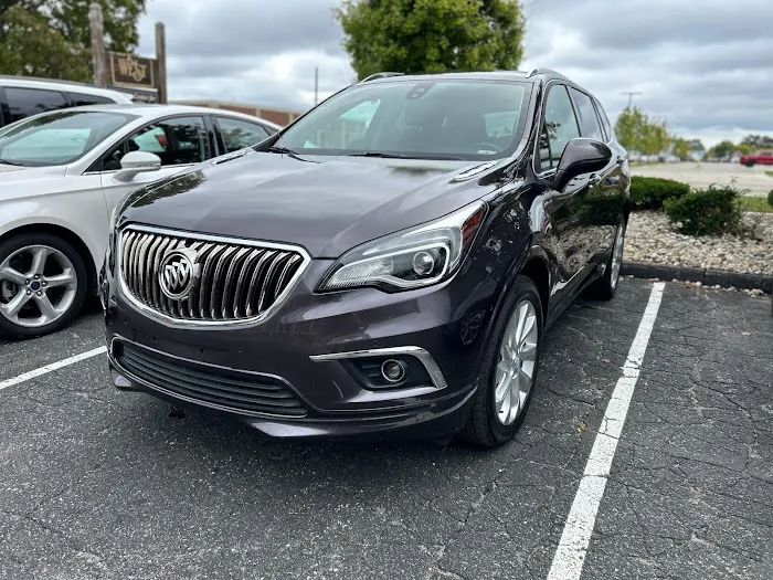 Five Guy Car Rentals Picture 4