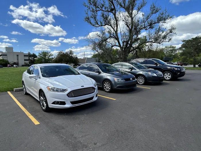 Five Guy Car Rentals Picture 2