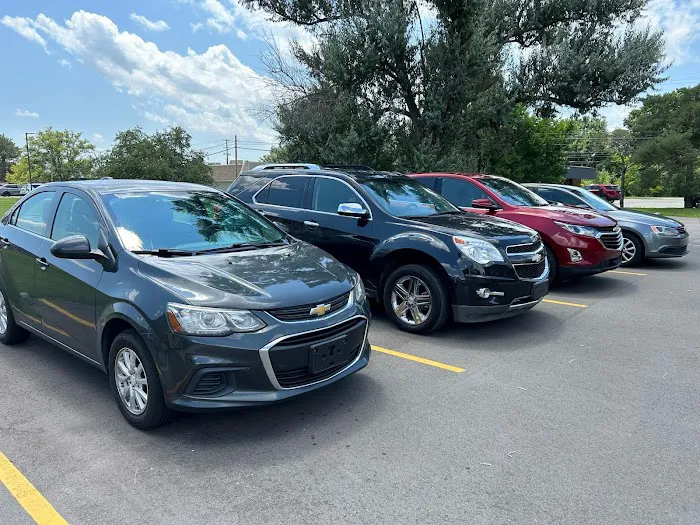 Five Guy Car Rentals Picture 5