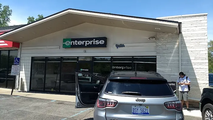 Enterprise Rent-A-Car Picture 1