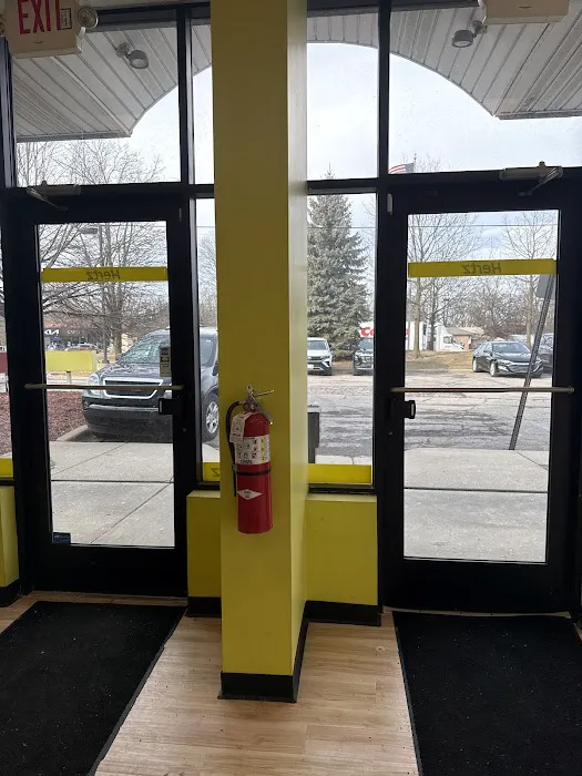 Hertz Car Rental - Canton - Michigan Avenue Picture 4