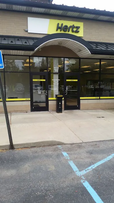 Hertz Car Rental - Canton - Michigan Avenue Picture 6
