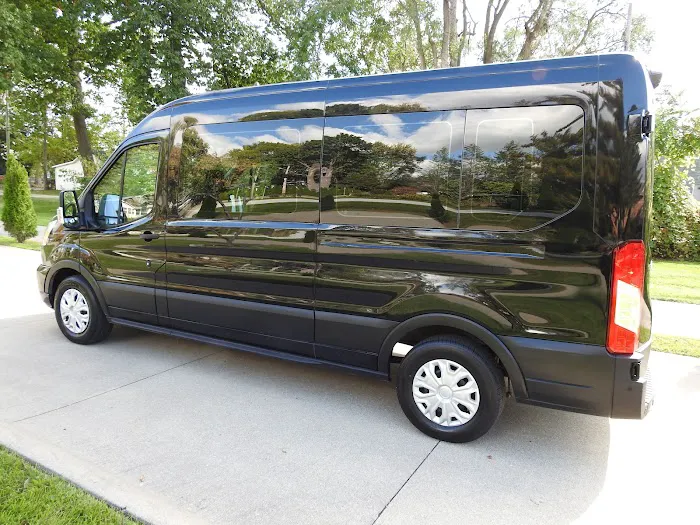 Passenger Auto Rentals Picture 1