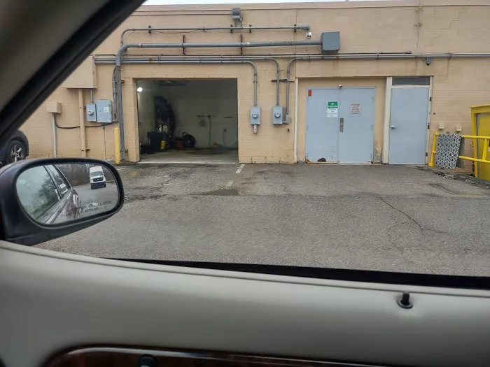 Hertz Car Rental - Ann Arbor - Washtenaw Avenue Picture 7