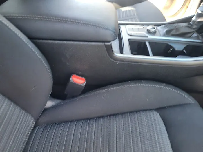Avis Car Rental Picture 8