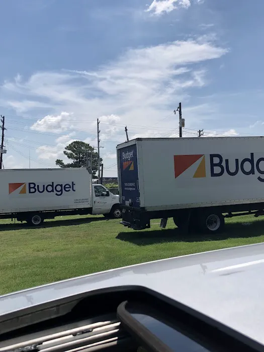 Budget Car and Truck Rental Picture 6