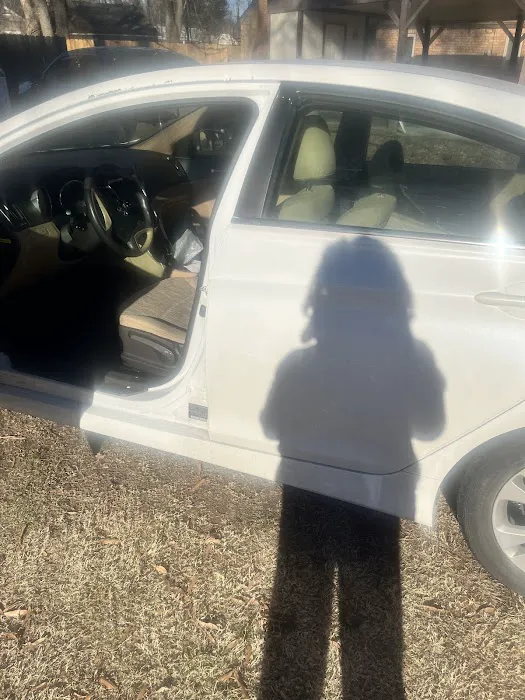 E-Z Auto Rental Picture 6