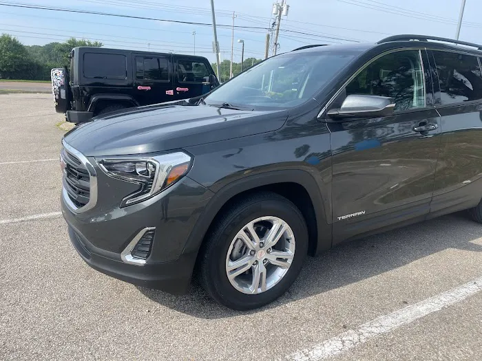 901 Car Rental Picture 10