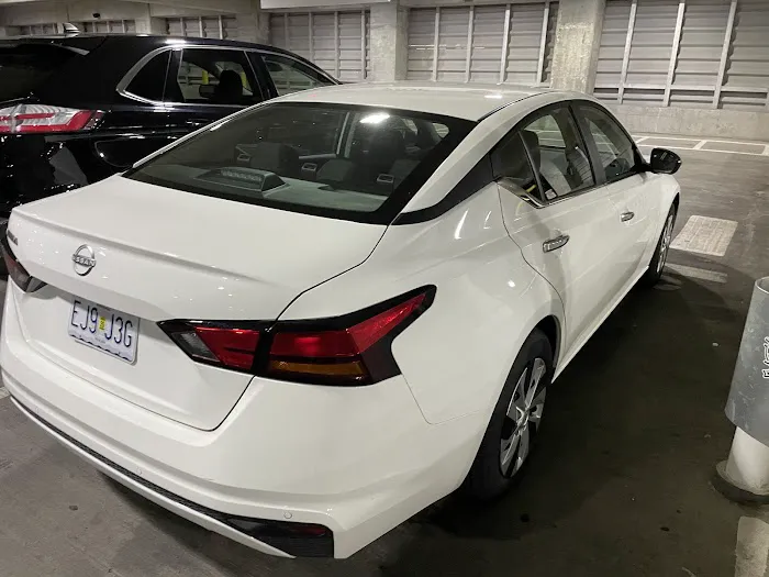 Dollar Car Rental - Memphis International Airport Picture 5