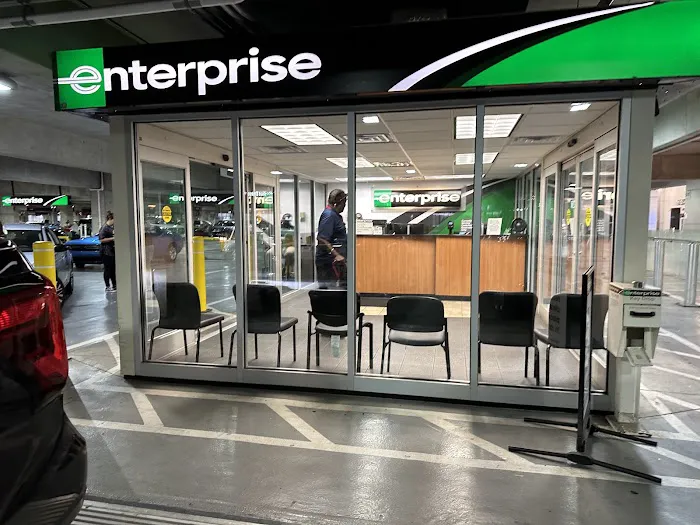 Enterprise Rent-A-Car Picture 3