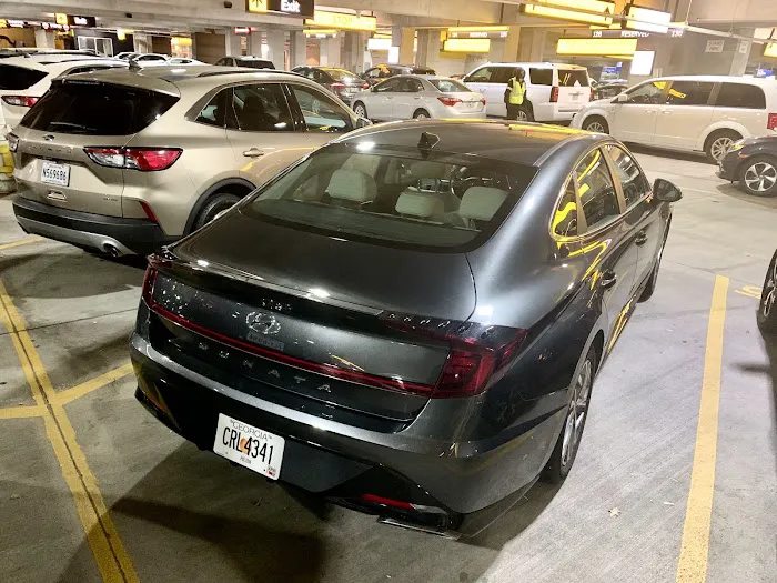 Hertz Car Rental - Memphis - Memphis International Airport (MEM) Picture 8