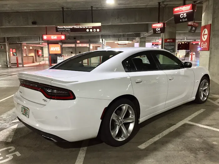 Avis Car Rental Picture 7